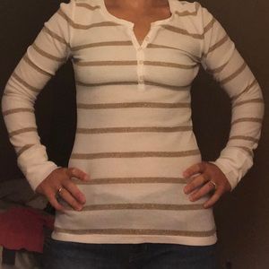 Old Navy long sleeve thermal top.